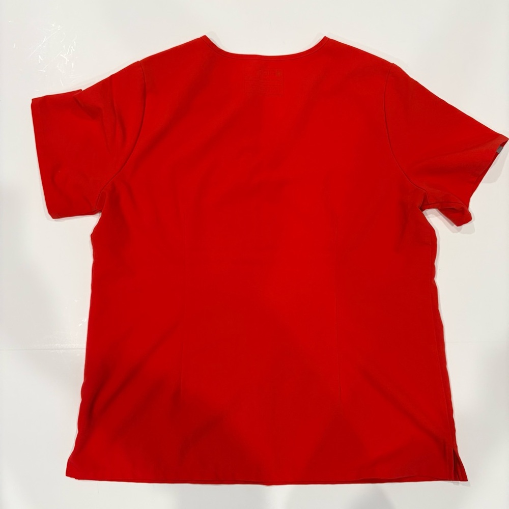 Figs Women’s Bright Red V-Neck Scrub Top Size XL - Picture 4 of 9